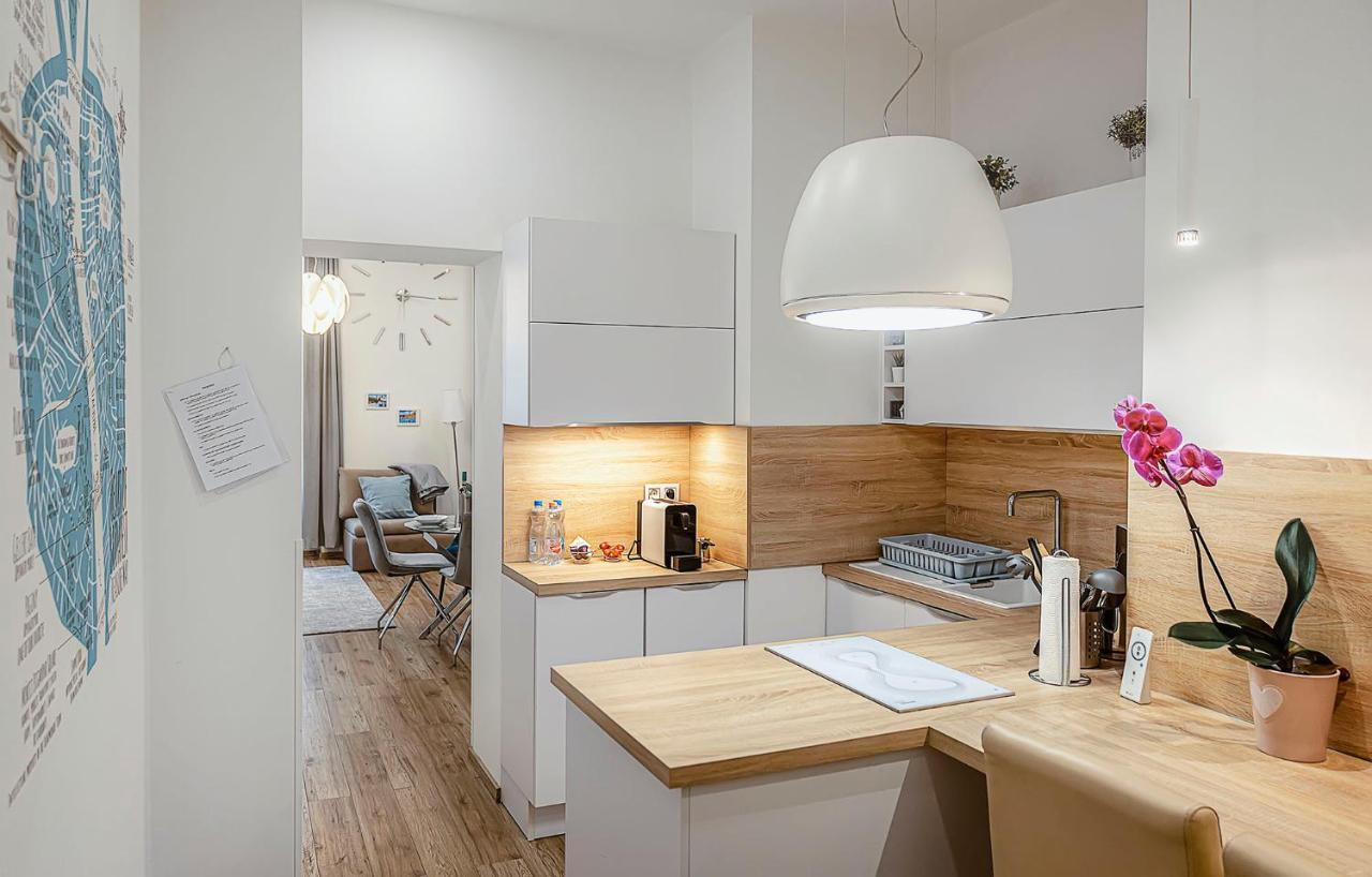 Bellini Apartment Budapest Exteriör bild